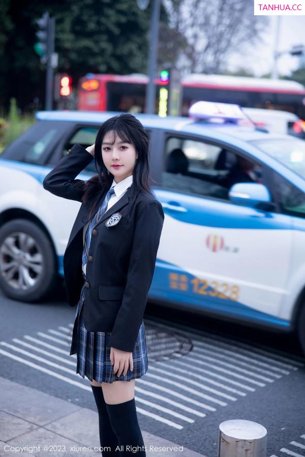  [XiuRen]高清写真图 2023.04.28 No.6662 幼幼 制服美腿第12张图片